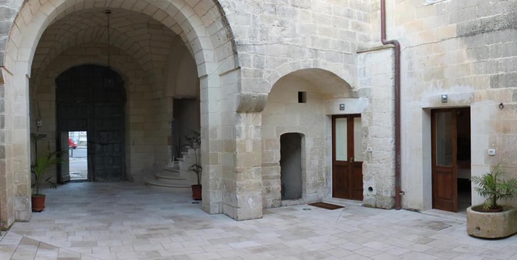 Dimora Storica "Casa Sicuro" Bed & Breakfast Martano Exterior photo