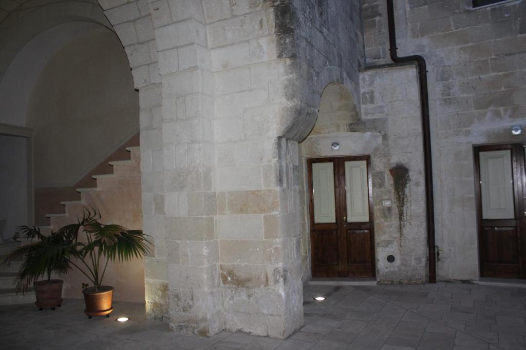 Dimora Storica "Casa Sicuro" Bed & Breakfast Martano Exterior photo